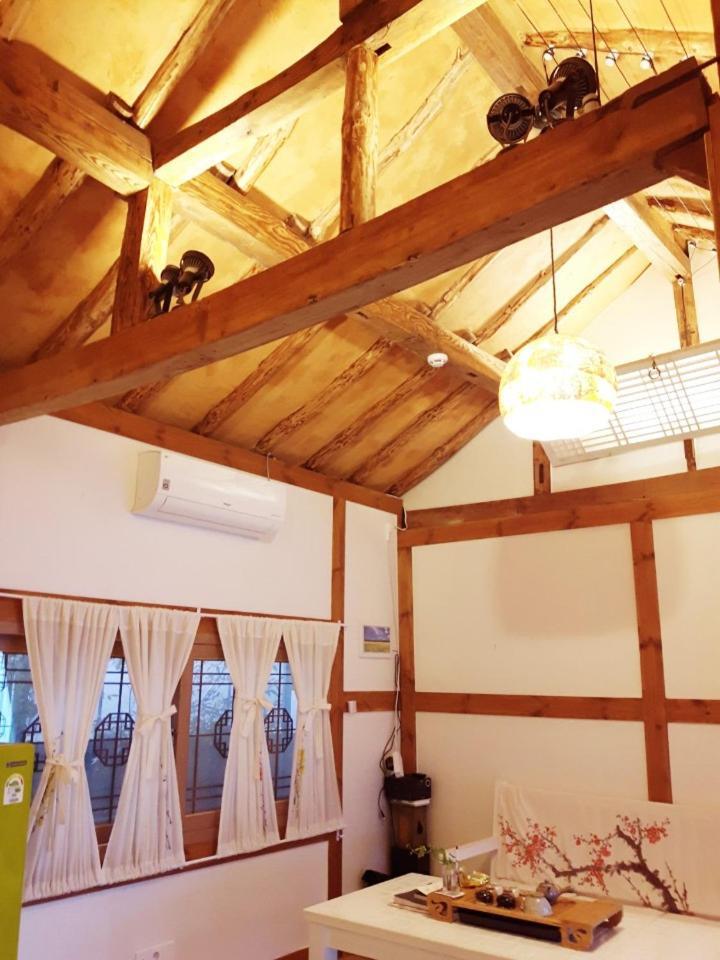 Yujeong Hanok Guesthouse Mokpo Dış mekan fotoğraf