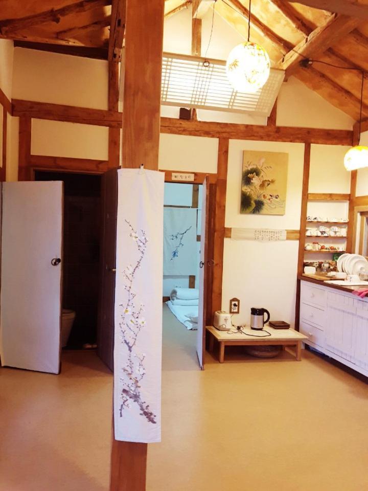 Yujeong Hanok Guesthouse Mokpo Dış mekan fotoğraf